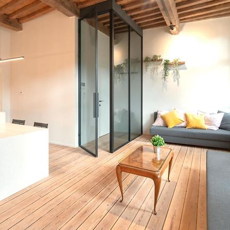 The Hendrik Square Apartments Antwerp Luaran gambar
